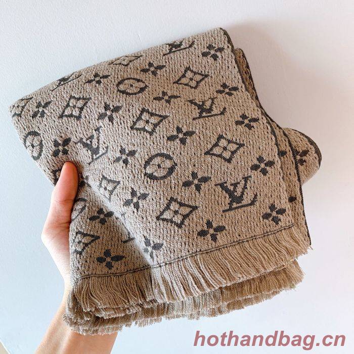 Louis Vuitton Scarf LV00032